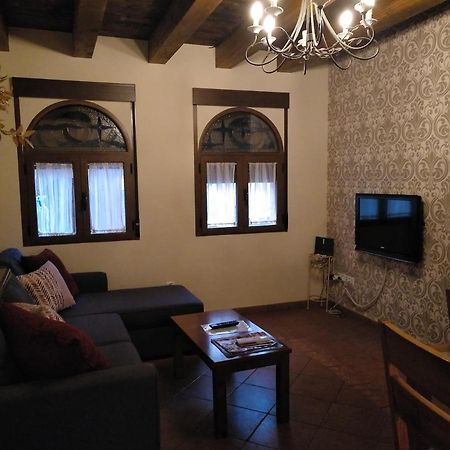 Apartamentos La Casa Del Grial Toledo Eksteriør billede