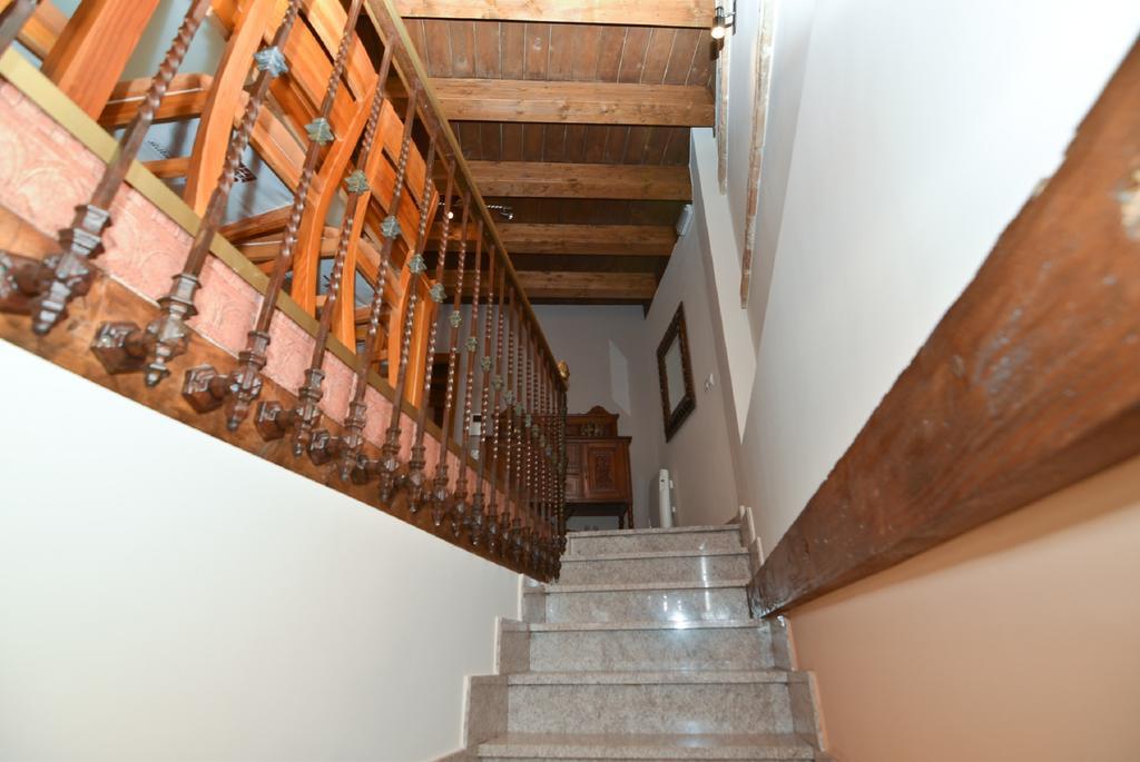 Apartamentos La Casa Del Grial Toledo Værelse billede