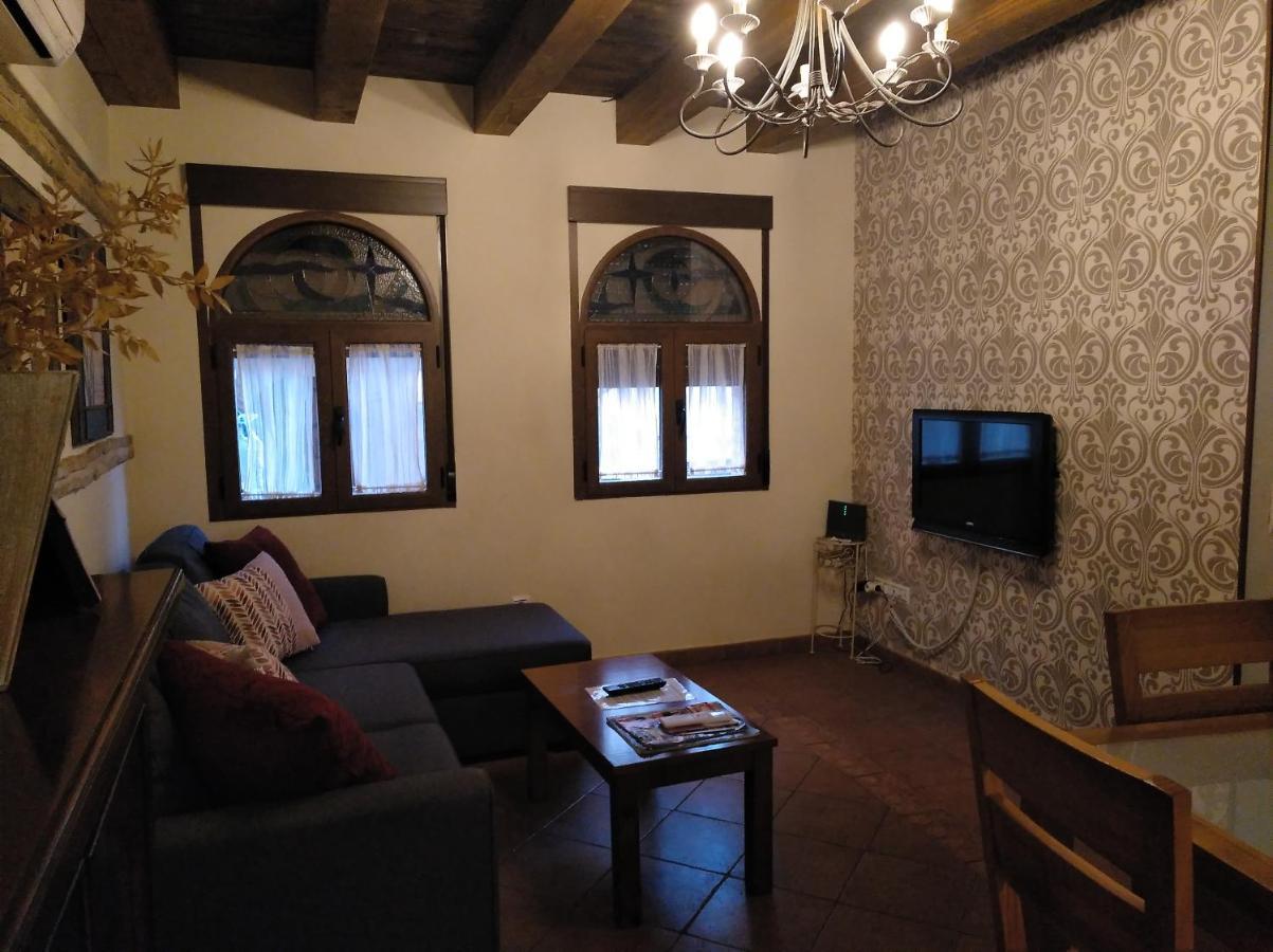 Apartamentos La Casa Del Grial Toledo Eksteriør billede